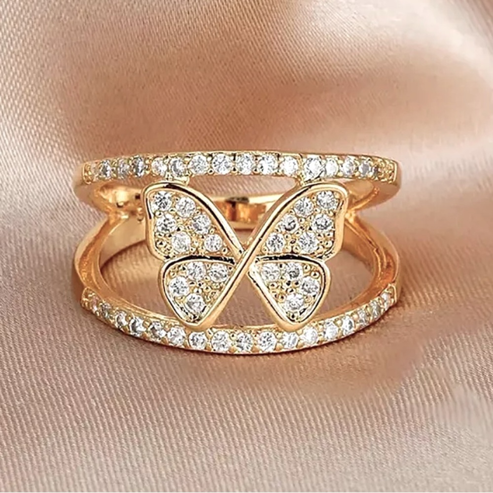 Beautiful 18k Yellow Gold Over Sterling Silver White Sapphires Butterfly Ring - Picture 5 of 5